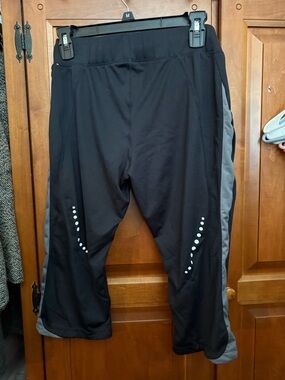 Nike Black Fit Dry Athletic Leggings with Logo Print